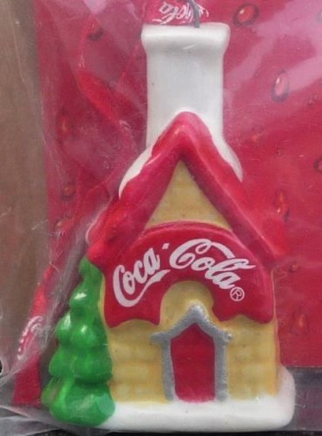 4575-2 € 2,50 coca cola ornament steen huisje hoog